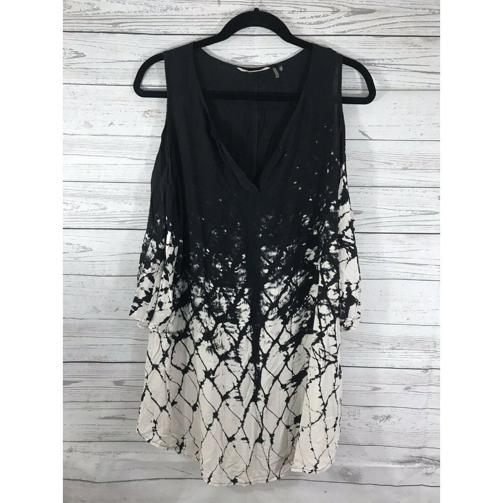 Soft Surroundings Women’s Black White Cold Shoulde